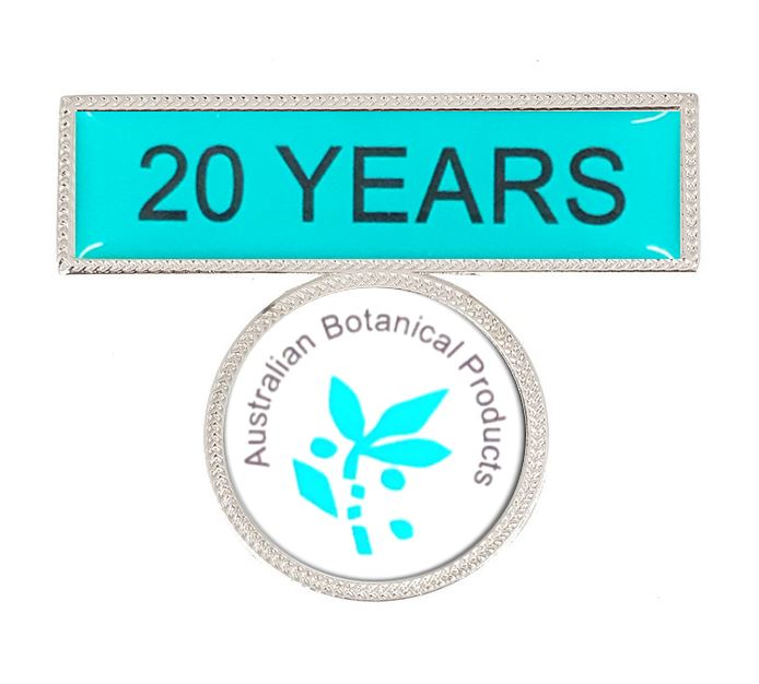 Silver Badge with 1" Centre on Bar (BS073S)